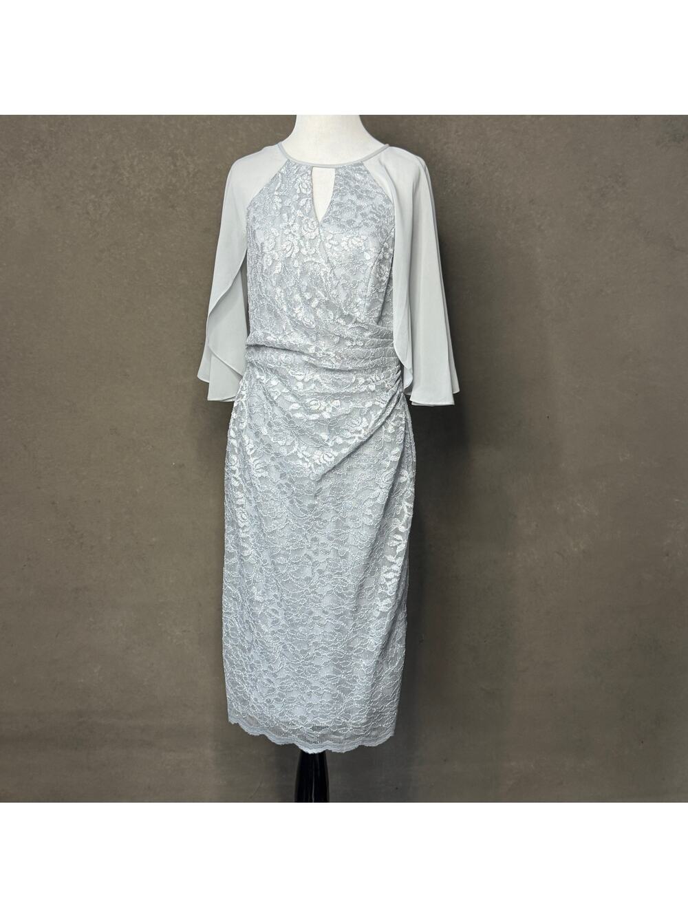 Oleg Cassini Silver Lace Cape Sleeve Cocktail Dress Keyhole Sheath Size 8
